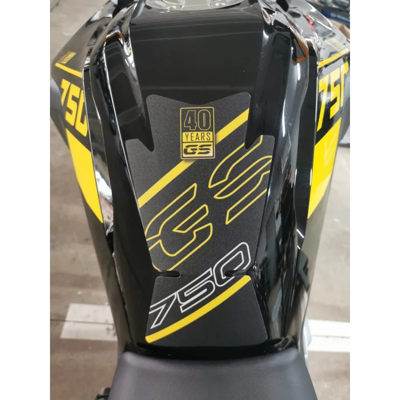 BMW F750GS Ergonomics - Tank Pad