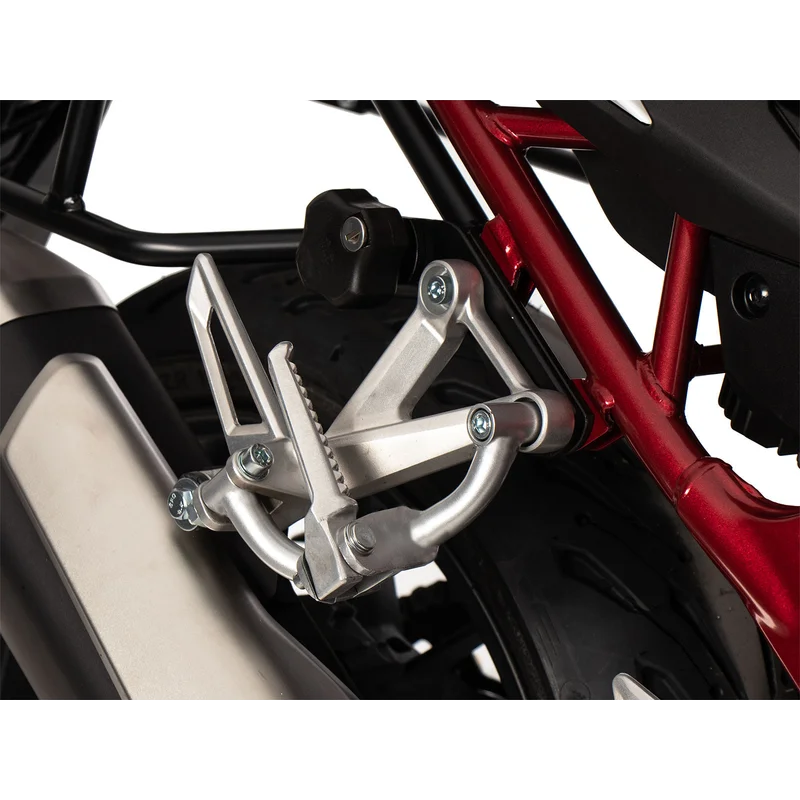 Honda CB 750 Hornet Ergonomics - Pillion Footrest lowering Kit