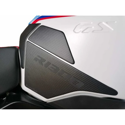 BMW R1300GSA Ergonomics - Tank Pad