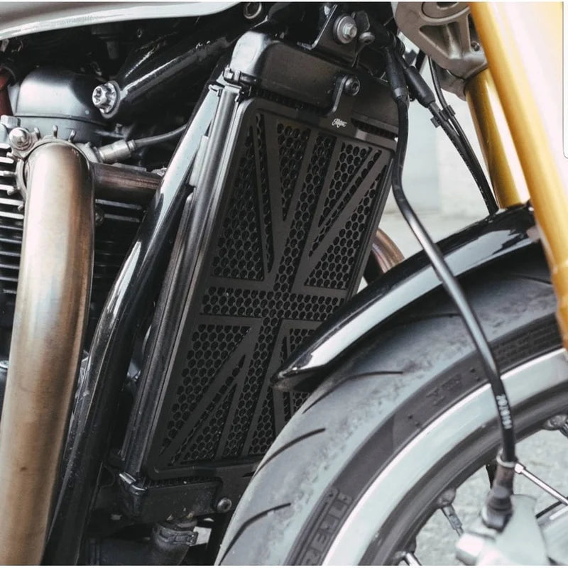 Triumph Bobber Radiator - Protection