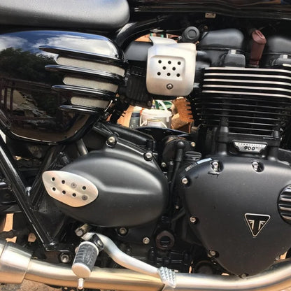 Triumph Bonneville - Side Panels (Ribbed) - Gloss Black