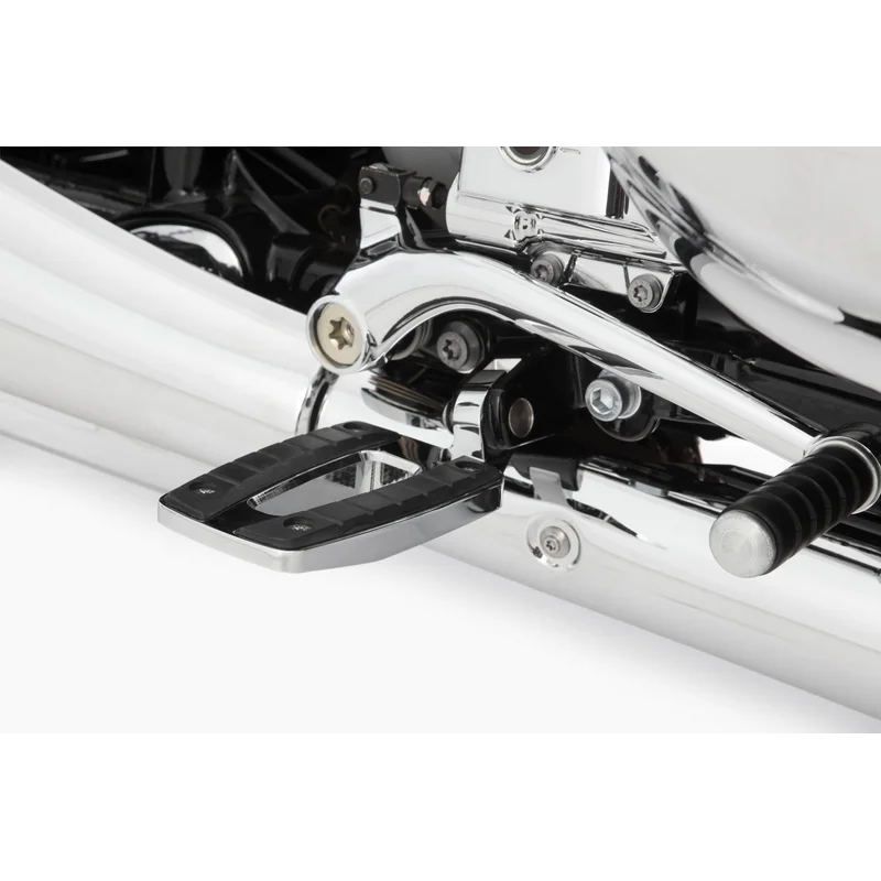 BMW R18 Ergonomics - Footpegs