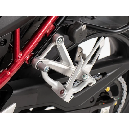 Honda CB 750 Hornet Ergonomics - Pillion Footrest lowering Kit