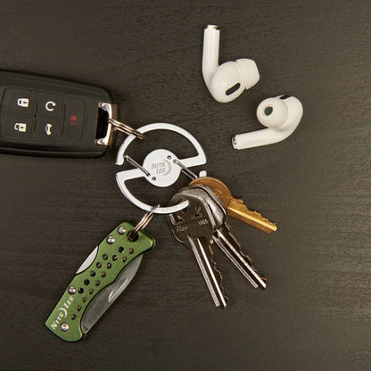 MEDALLION KEY CARABINER - Stainless Steel