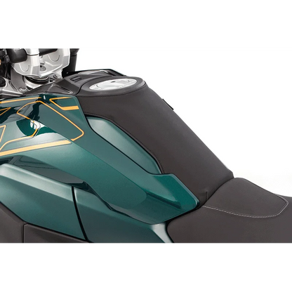 BMW R 1300 GS Ergonomics - Custom-fitted Tank Cover