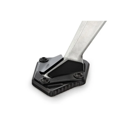 BMW F 900 GS Ergonomics - Side Stand Enlargement