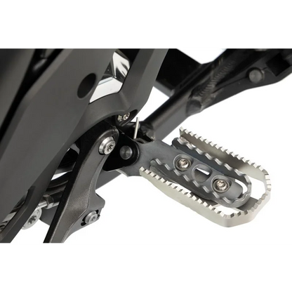 BMW R 1300 GS Ergonomics - Footrest Enlargement ULTIMATE - Silver