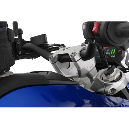 BMW R 1300 R Ergonomics - Handlebar Risers - With Sat Nav