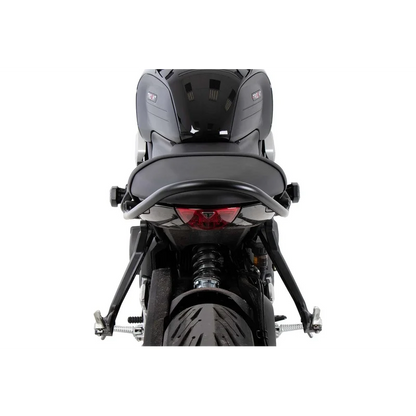 Triumph Trident 600 Ergonomics -  Grab Rail