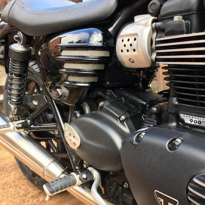 Triumph Bonneville - Side Panels (Ribbed) - Gloss Black