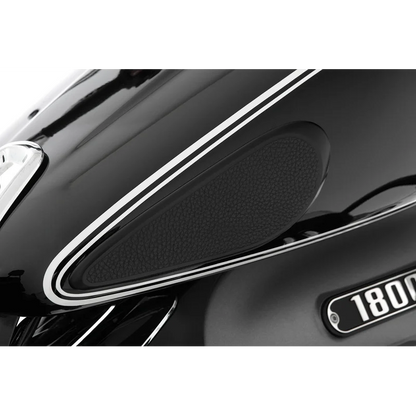 BMW R18 Ergonomics - Tank Pads