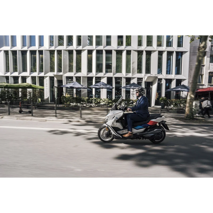 BMW C 400 X Ergonomics - Throttle Lock