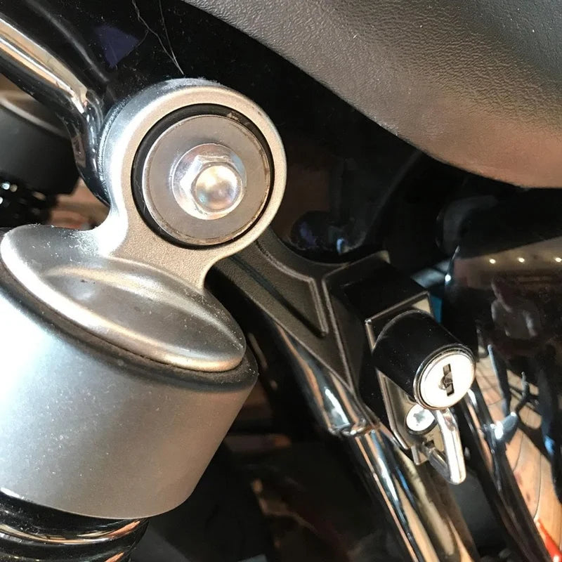 Triumph Protection - Helmet Lock