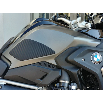 BMW R 1200GS LC Ergonomics - Knee Pad