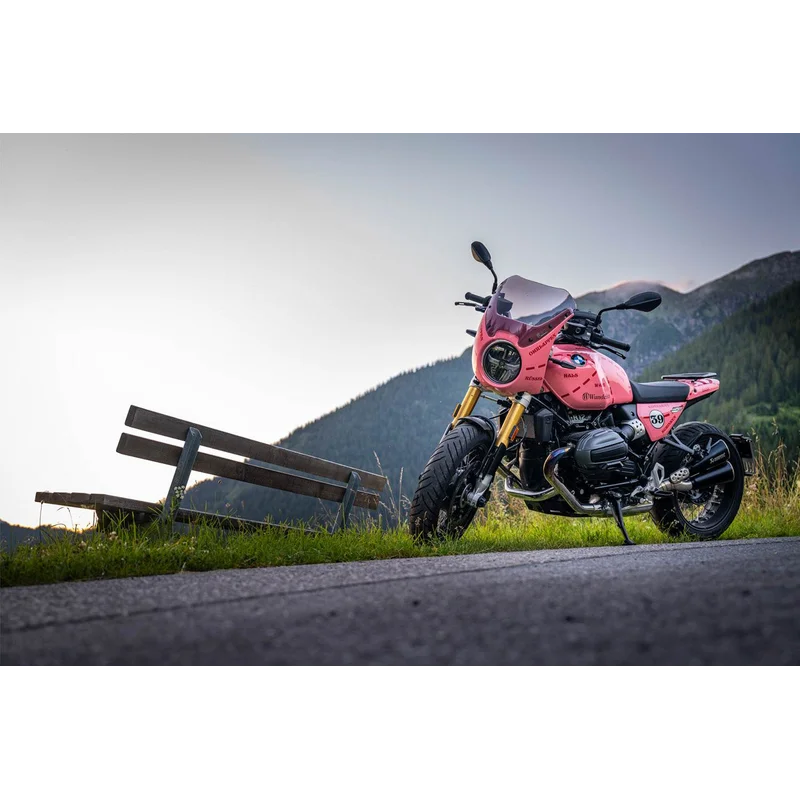 BMW R 12 nineT Ergonomics - Side Stand Enlargement