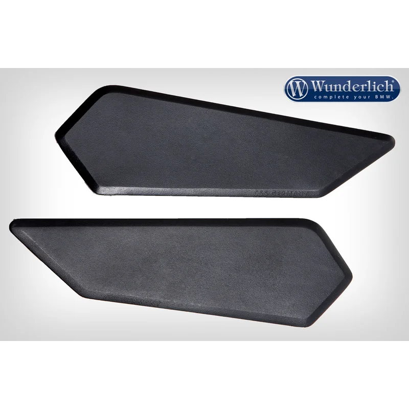 BMW R1250R Ergonomics - Tank Pads
