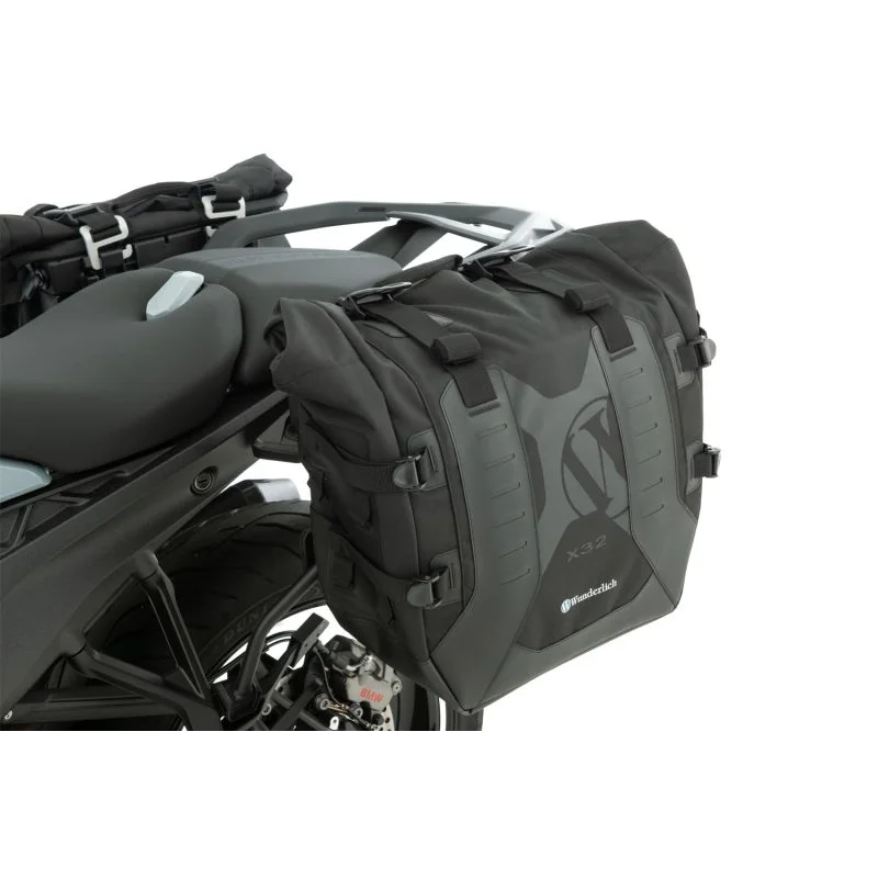 BMW  R 1300 R Luggage - X-BAG X32 with BMW luggage mount Set - Black