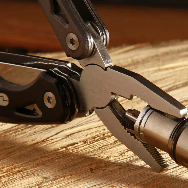 SEVEN MULTI TOOL