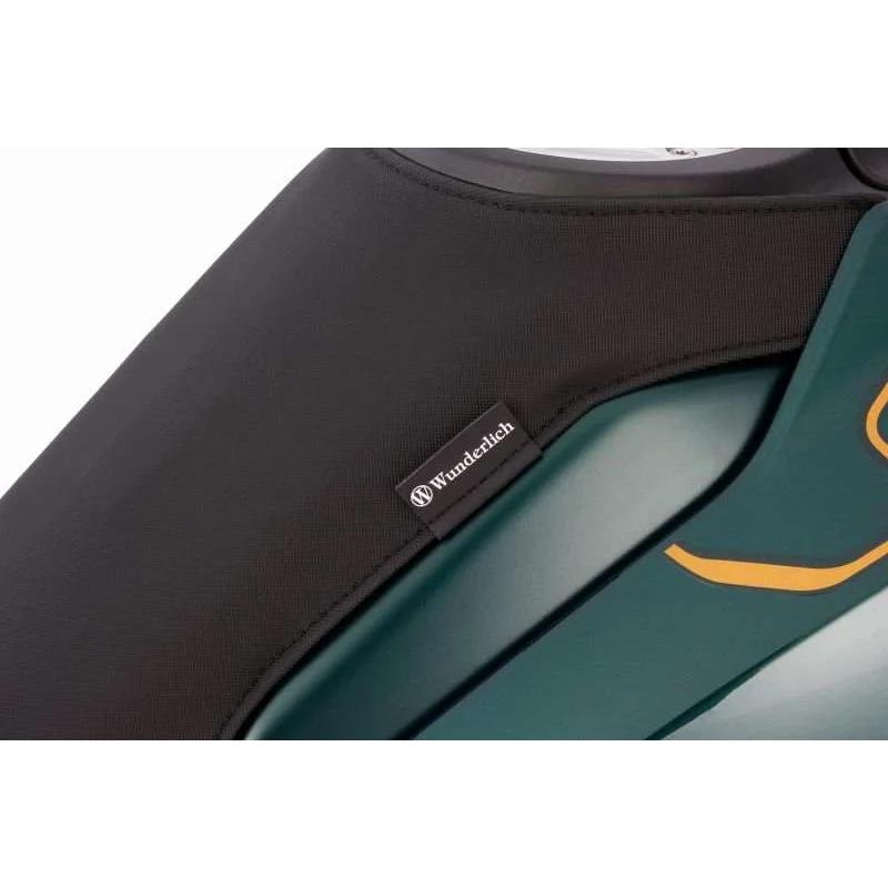 BMW R 1300 GS Ergonomics - Custom-fitted Tank Cover