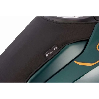 BMW R 1300 GS Ergonomics - Custom-fitted Tank Cover