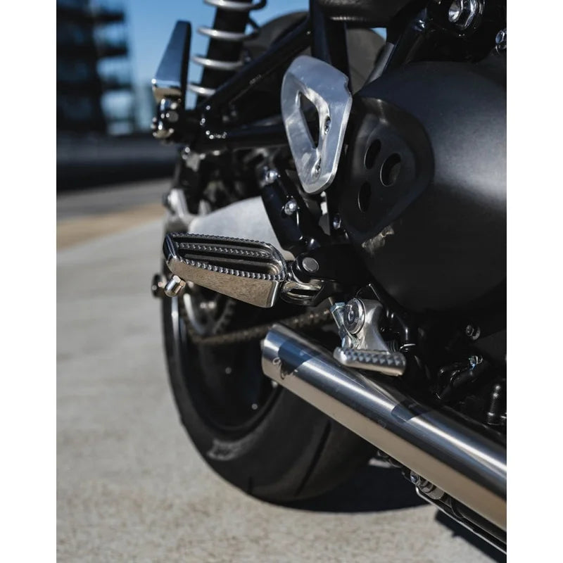 Triumph Bonneville Ergonomics - FootPegs (Ranger) Solo Rider Set