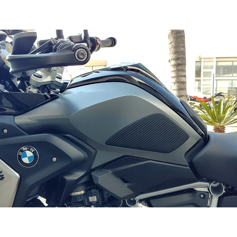 BMW R 1200GS LC Ergonomics - Knee Pad