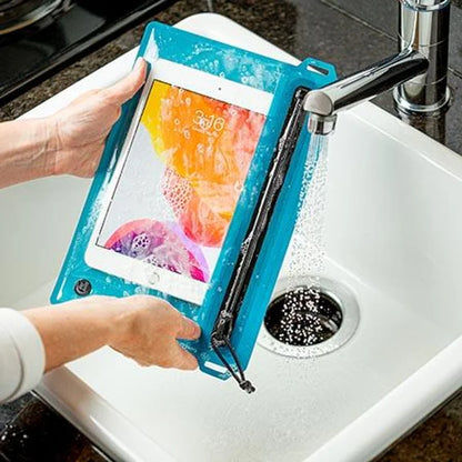 WATERPROOF TRAVEL POUCH - Charcoal / Small