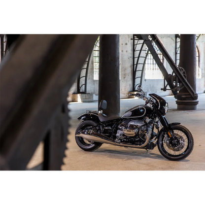 BMW R18 Ergonomics - Footpegs