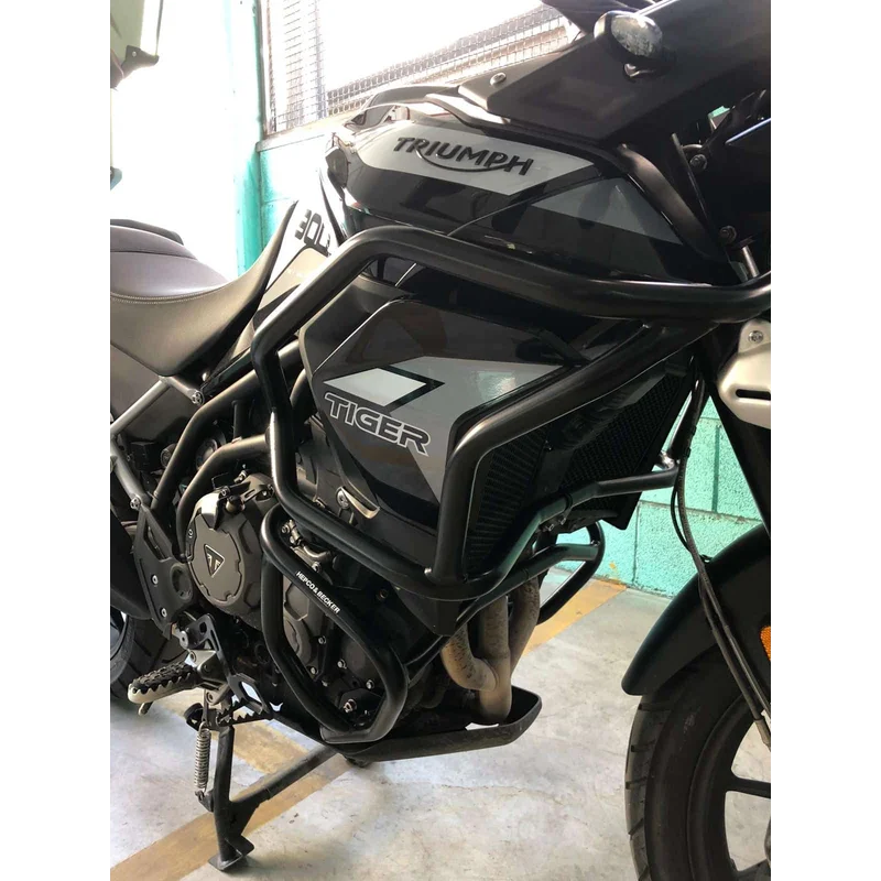 Triumph Tiger 850 & 900 Protection - Guard TANK SOLID - Steel - White