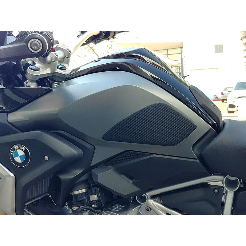 BMW R 1200GS LC Ergonomics - Knee Pad