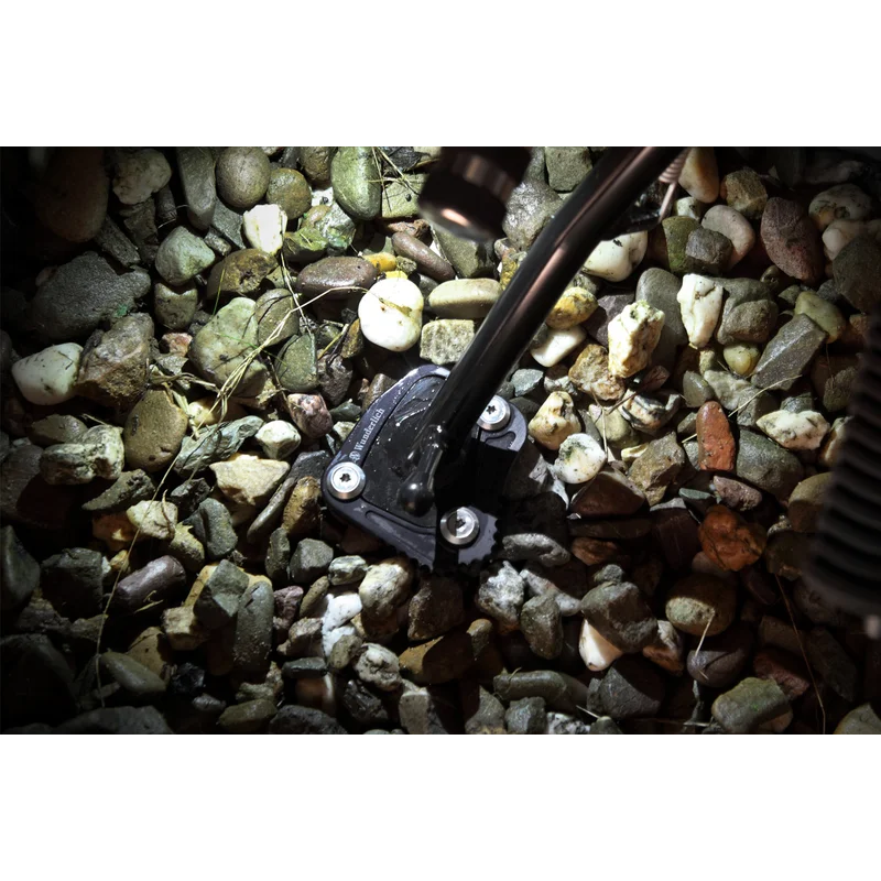 BMW K 1600 Ergonomics - Side Stand Enlargement