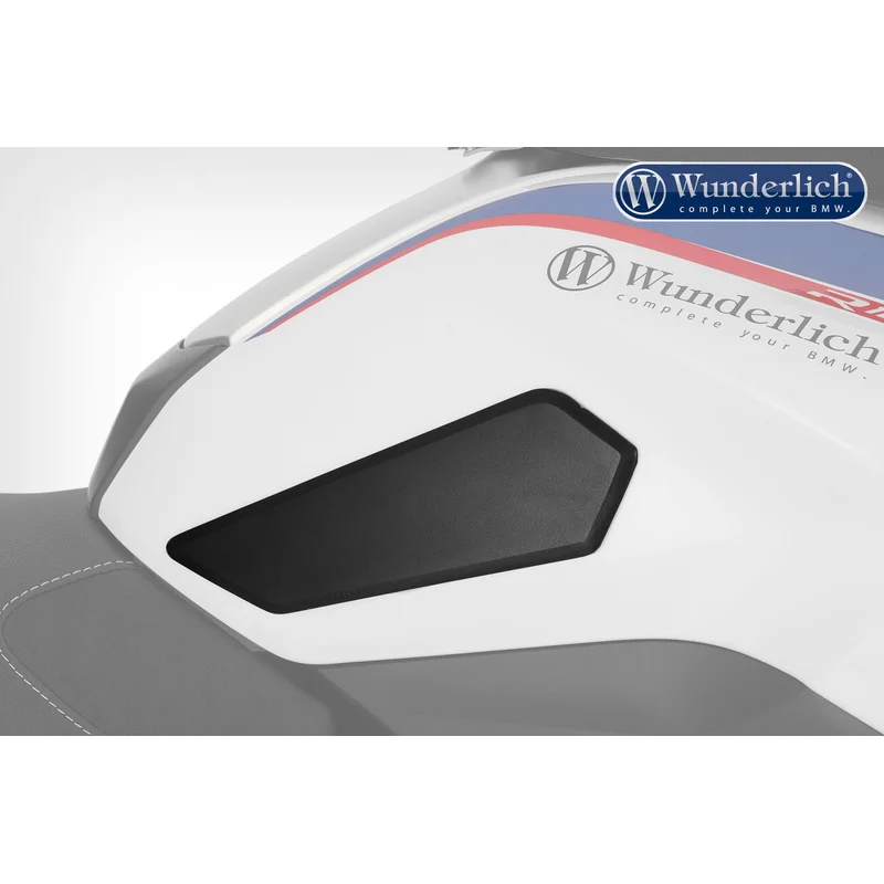 BMW R1250R Ergonomics - Tank Pads