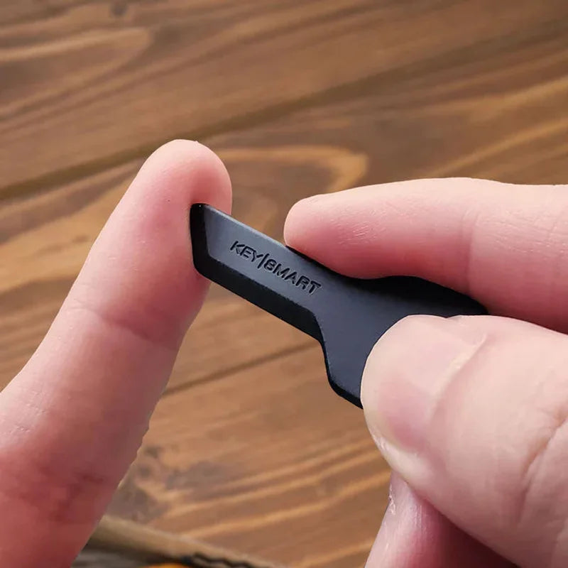 SafeBlade™ Box Cutter