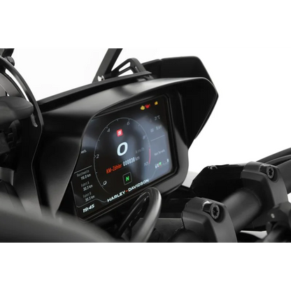 Glare Shield Ergonomics – TFT 6.8” Cockpit
