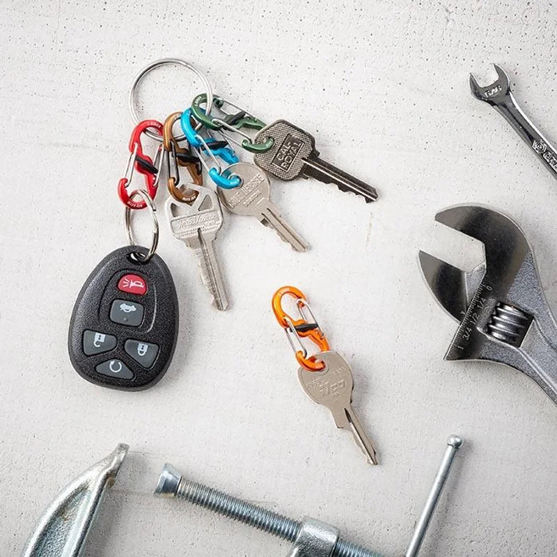 KEYRING LOCKER WITH S-BINER (ALUMINIUM) - Aluminum / Silver