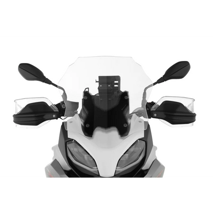 BMW F900 Ergonomics - Windshield Marathon