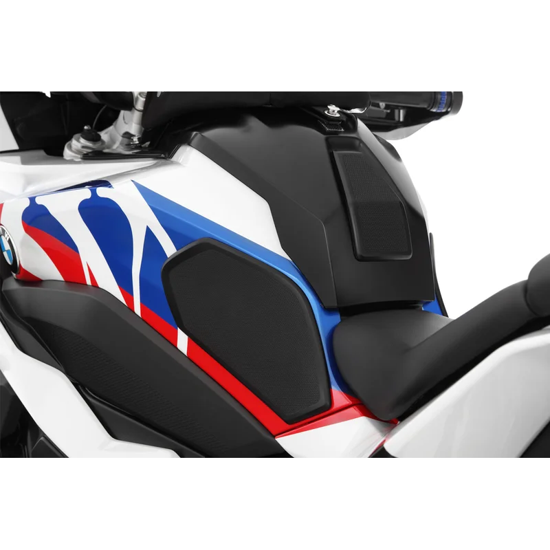 BMW S 1000 XR Ergonomics - Tank Pad