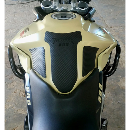 Triumph Tiger 800 Ergonomics - Knee Pad